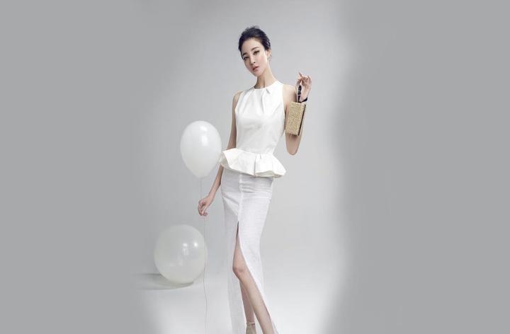 舒适的女式开襟睡衣舞蹈服